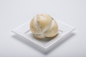 Apri immagine nella presentazione, Mozzarella di Bufala Campana affumicata
